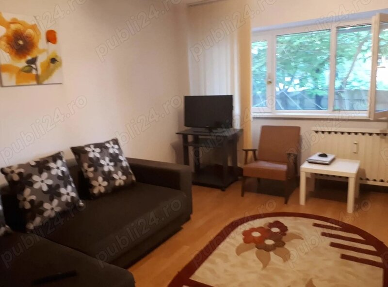 Basarabia, Mc. Donald's, metrou Costin Georgian