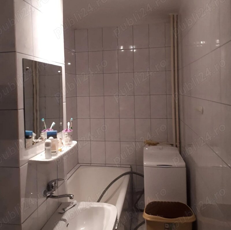 Basarabia, Mc. Donald's, metrou Costin Georgian